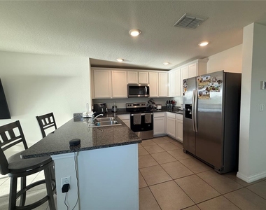 578 Olive Conch Street - Photo Thumbnail 5