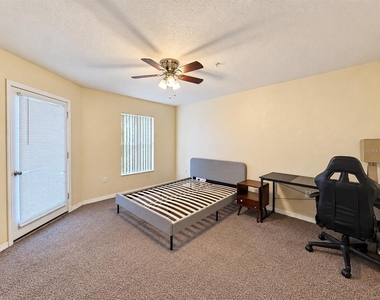 5001 Sunridge Palms Drive - Photo Thumbnail 7