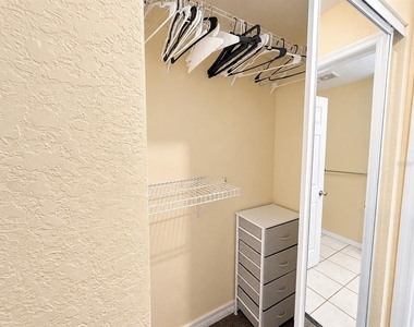 5001 Sunridge Palms Drive - Photo Thumbnail 11