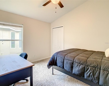 1407 Trail Boss Lane - Photo Thumbnail 36