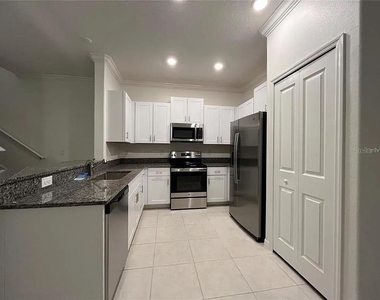 30810 Veridian Way - Photo Thumbnail 2