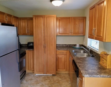 13125 Wilcox Road - Photo Thumbnail 5