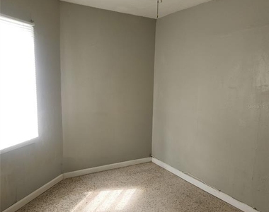 13406 Boca Ciega Avenue - Photo Thumbnail 6