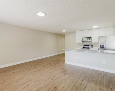 1134-1136 Gilmore Avenue - Photo Thumbnail 27