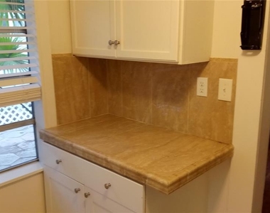 316 11th Avenue Ne - Photo Thumbnail 4