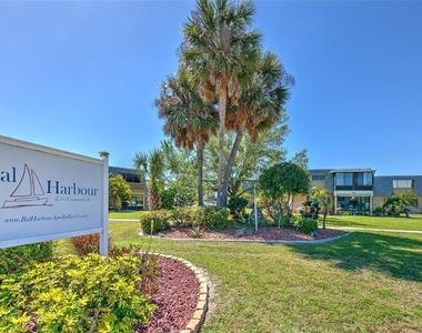 1008 Apollo Beach Boulevard - Photo Thumbnail 23