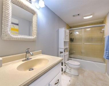1008 Apollo Beach Boulevard - Photo Thumbnail 17