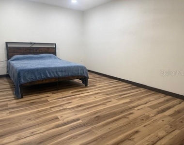 14472 Valentine Drive - Photo Thumbnail 11