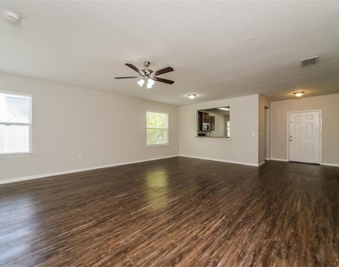 1580 Tamarind Road - Photo Thumbnail 4