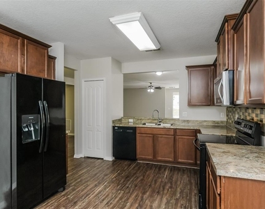 1580 Tamarind Road - Photo Thumbnail 6