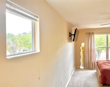 20314 Noble Oak Place - Photo Thumbnail 18