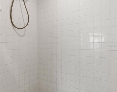 4813 W Bay Villa Avenue - Photo Thumbnail 19