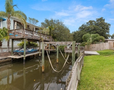 4813 W Bay Villa Avenue - Photo Thumbnail 9