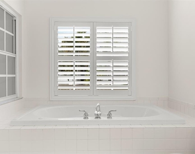 4813 W Bay Villa Avenue - Photo Thumbnail 18