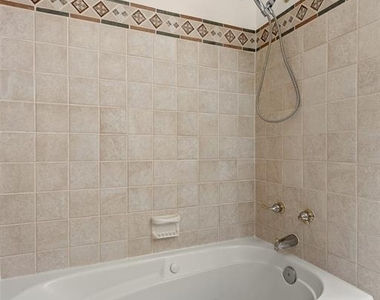 4813 W Bay Villa Avenue - Photo Thumbnail 22