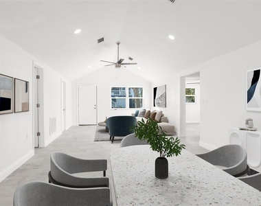 13726 Michelle Avenue - Photo Thumbnail 4