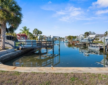 13726 Michelle Avenue - Photo Thumbnail 19