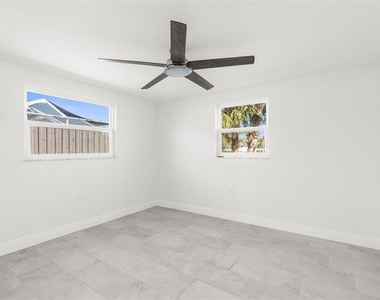 13726 Michelle Avenue - Photo Thumbnail 14