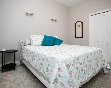 705 E Elm Street - Photo Thumbnail 9