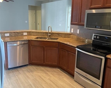 2597 Highlands Creek Way - Photo Thumbnail 4