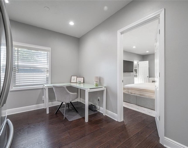 2902 N Jefferson Street - Photo Thumbnail 18