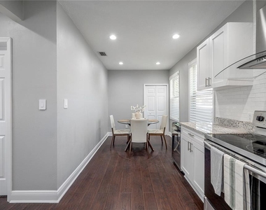 2902 N Jefferson Street - Photo Thumbnail 15