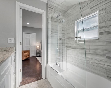 2902 N Jefferson Street - Photo Thumbnail 23