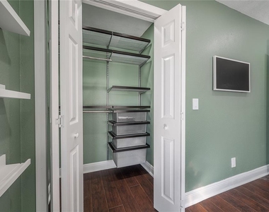 2902 N Jefferson Street - Photo Thumbnail 32