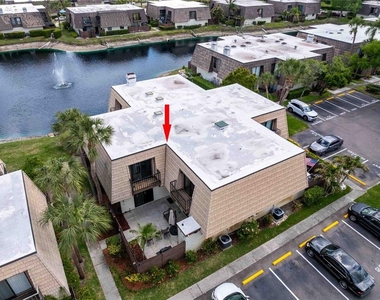 15307 W Pond Woods Drive - Photo Thumbnail 1