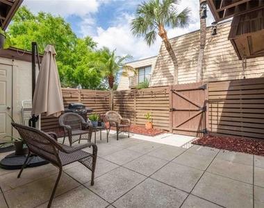 15307 W Pond Woods Drive - Photo Thumbnail 3