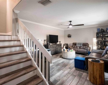 15307 W Pond Woods Drive - Photo Thumbnail 18
