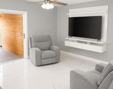 5124 Springwood Drive - Photo Thumbnail 2