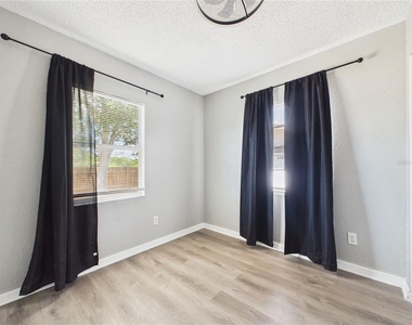 605 S Disston Avenue - Photo Thumbnail 8