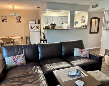 350 79th Avenue N - Photo Thumbnail 6