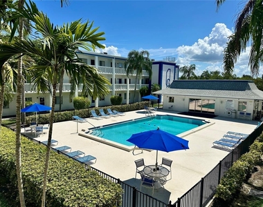 350 79th Avenue N - Photo Thumbnail 15
