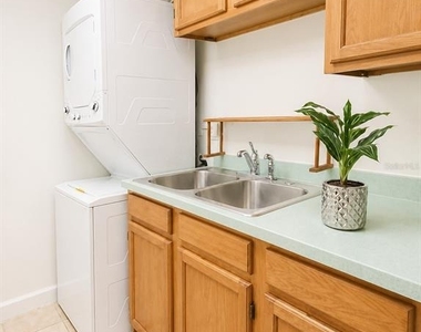 5820 N Church Avenue - Photo Thumbnail 7