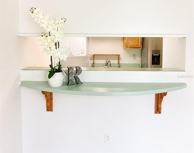 5820 N Church Avenue - Photo Thumbnail 4