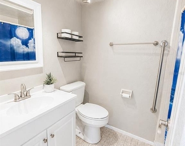 4810 Ho Wil Lane - Photo Thumbnail 6
