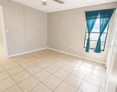 4810 Ho Wil Lane - Photo Thumbnail 4