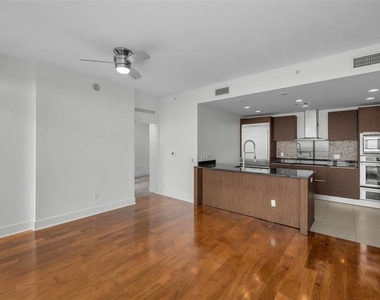 175 1st Street S - Photo Thumbnail 11