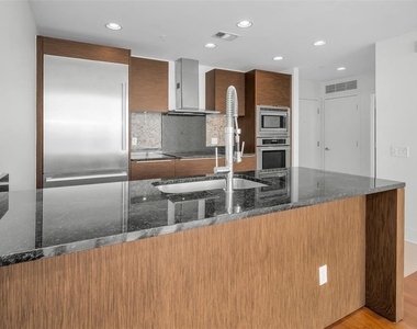 175 1st Street S - Photo Thumbnail 9