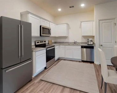 6195 Daerr Ridge St Street - Photo Thumbnail 3