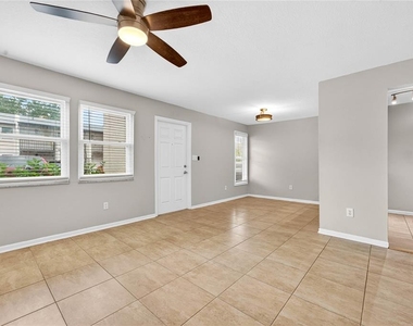 527 S Lincoln Avenue - Photo Thumbnail 10