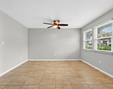 527 S Lincoln Avenue - Photo Thumbnail 7