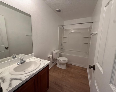 2573 Aventurine Street - Photo Thumbnail 10