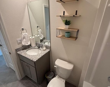 659 Park Place Boulevard - Photo Thumbnail 4