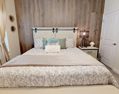 4966 Windermere Avenue - Photo Thumbnail 17