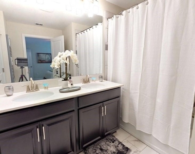 4966 Windermere Avenue - Photo Thumbnail 21