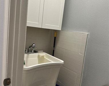 10018 Chorlton Circle - Photo Thumbnail 35