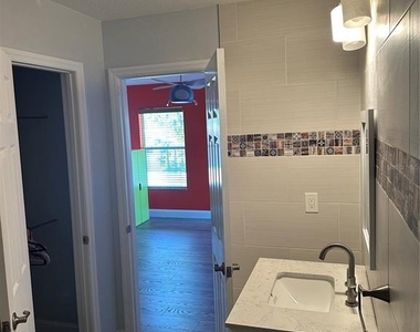 10018 Chorlton Circle - Photo Thumbnail 53
